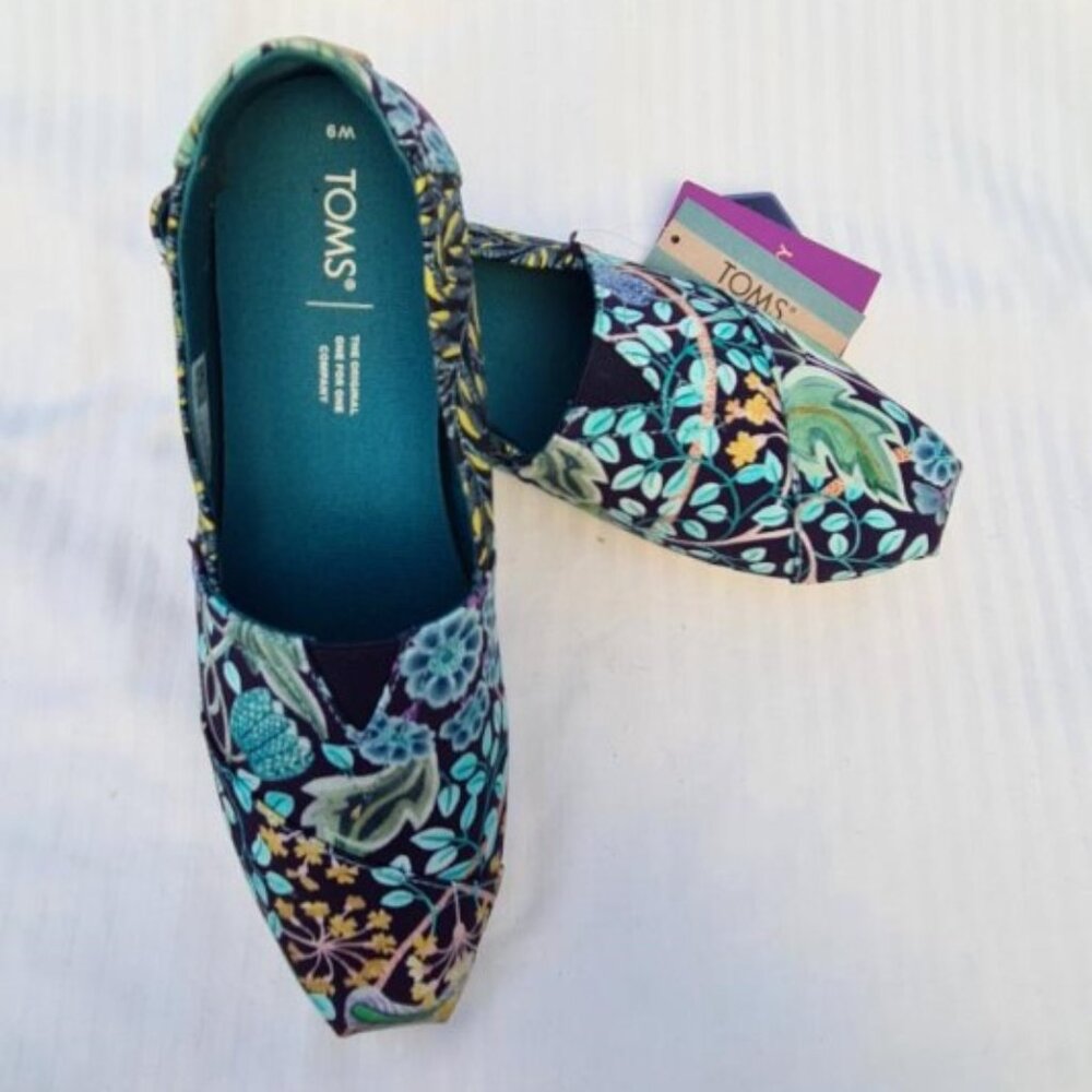NEW NWT TOMS Alpargata Turquoise Multi Elm House Liberty Print Loafers Shoes 9